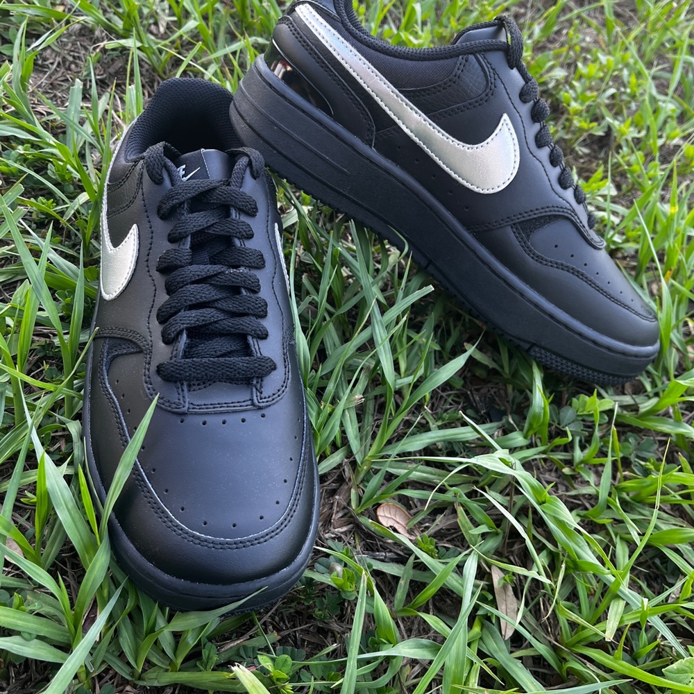 Nike Gamma Force (WMNS) -  Black Metallic Silver